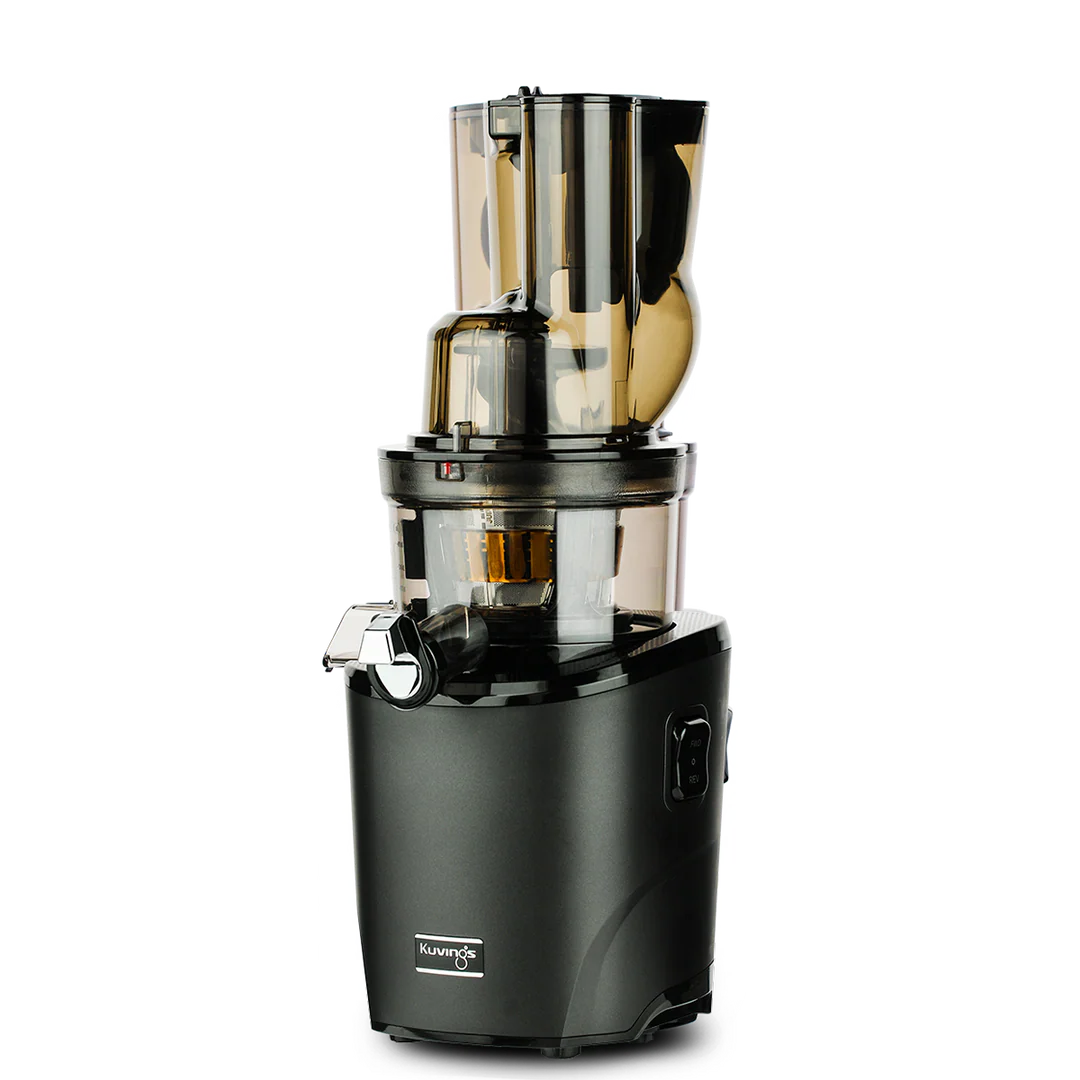 Lėtaeigė sulčiaspaudė REVO830S